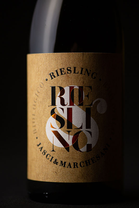 Particolare etichetta Riesling IGT Jasci&Marchesani